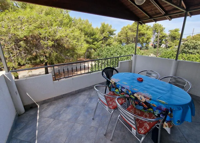 With Parking Space Okrug Donji, Ciovo - 16276 * Donji Okrug (Ciovo)