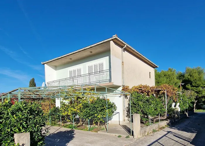 Apartment With Parking Space Okrug Donji, Ciovo - 16276 Donji Okrug (Ciovo)